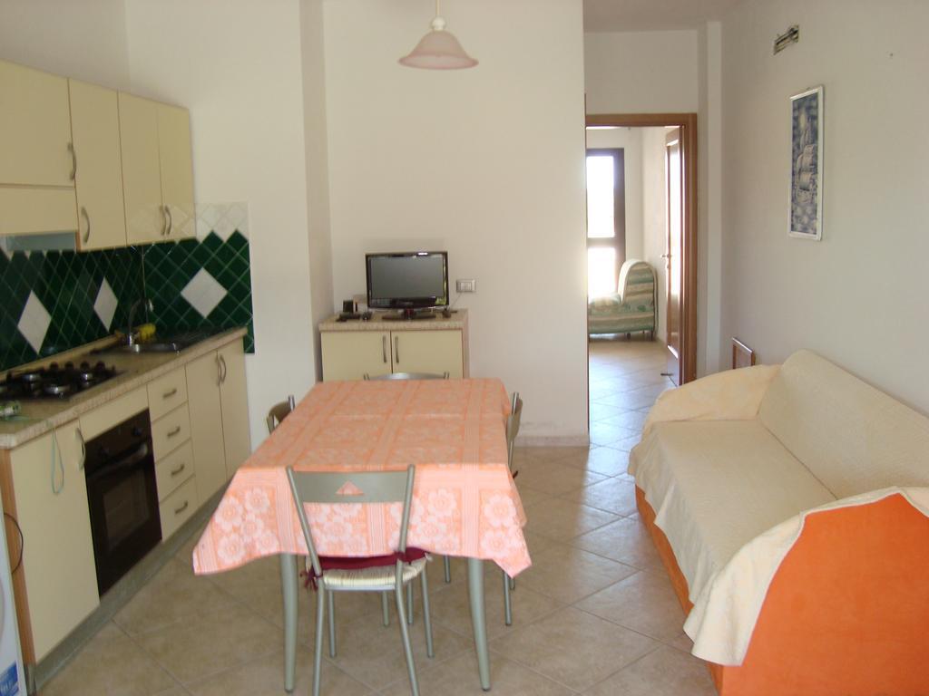 Appartamenti Marina Maria Murta Maria Habitación foto